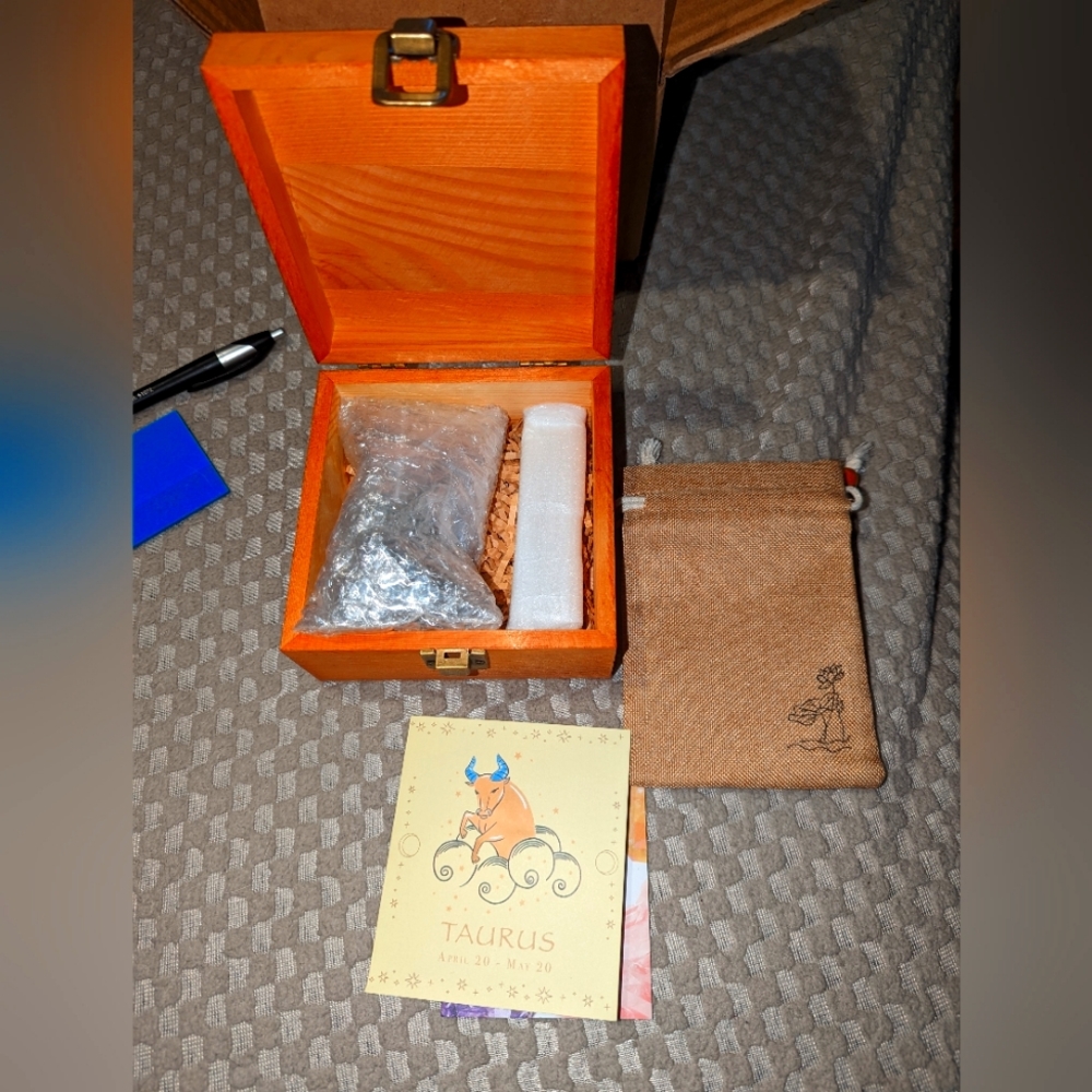 Taurus horoscope healing crystals w/gemstones.Sack and instructions,wood box!